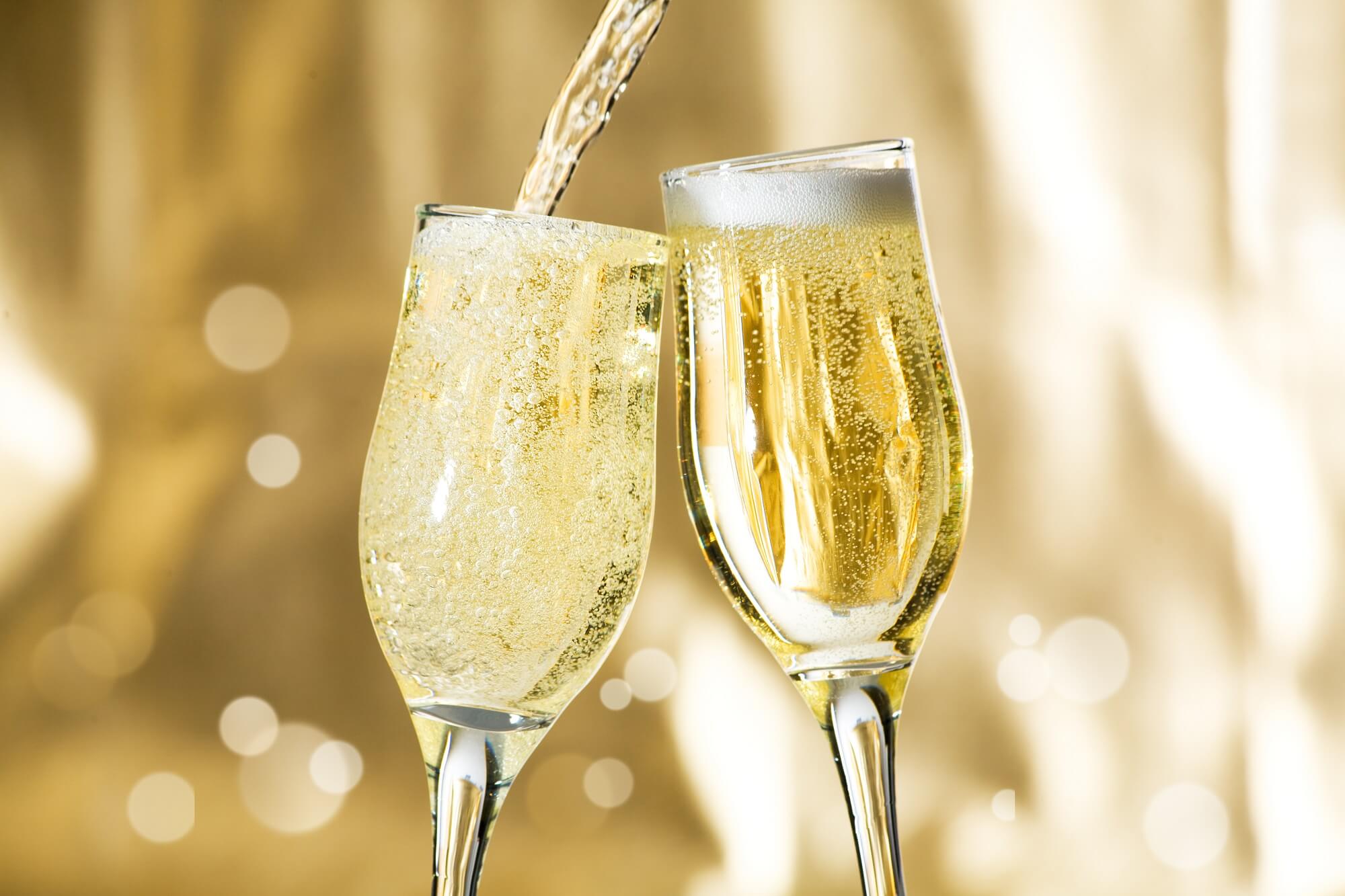 Champagne & Vang Sủi