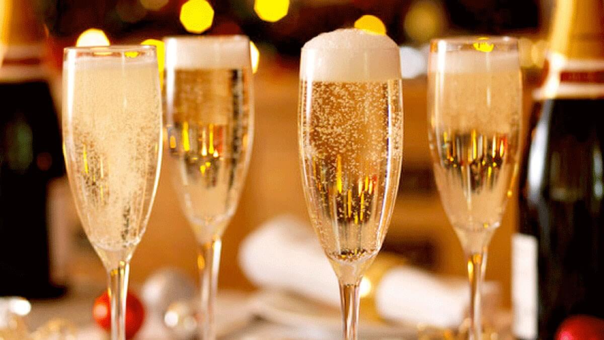 Champagne và Vang sủi tăm