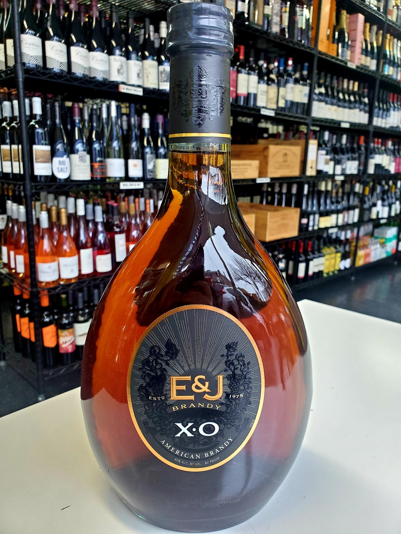 Rượu Brandy E & J XO