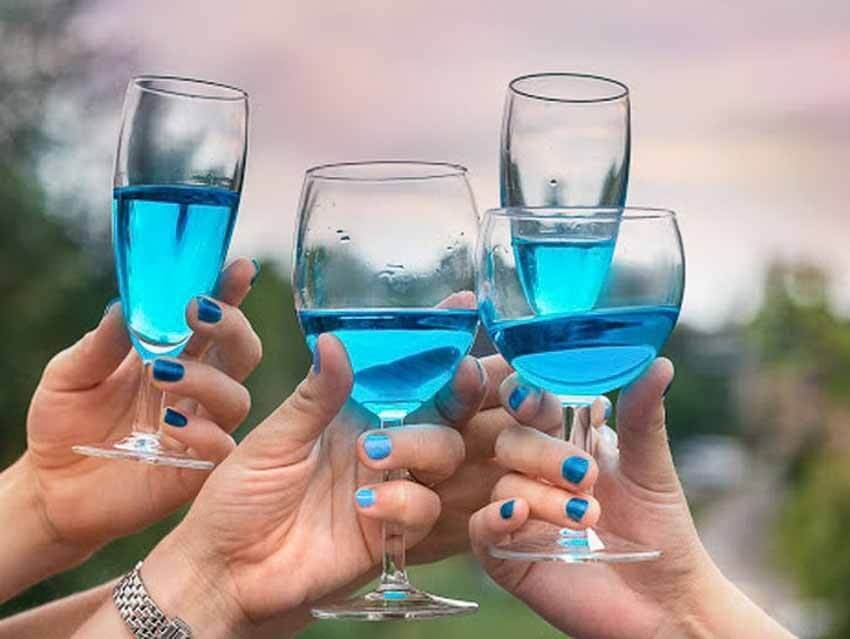 Tìm hiểu tổng quan về rượu vang xanh