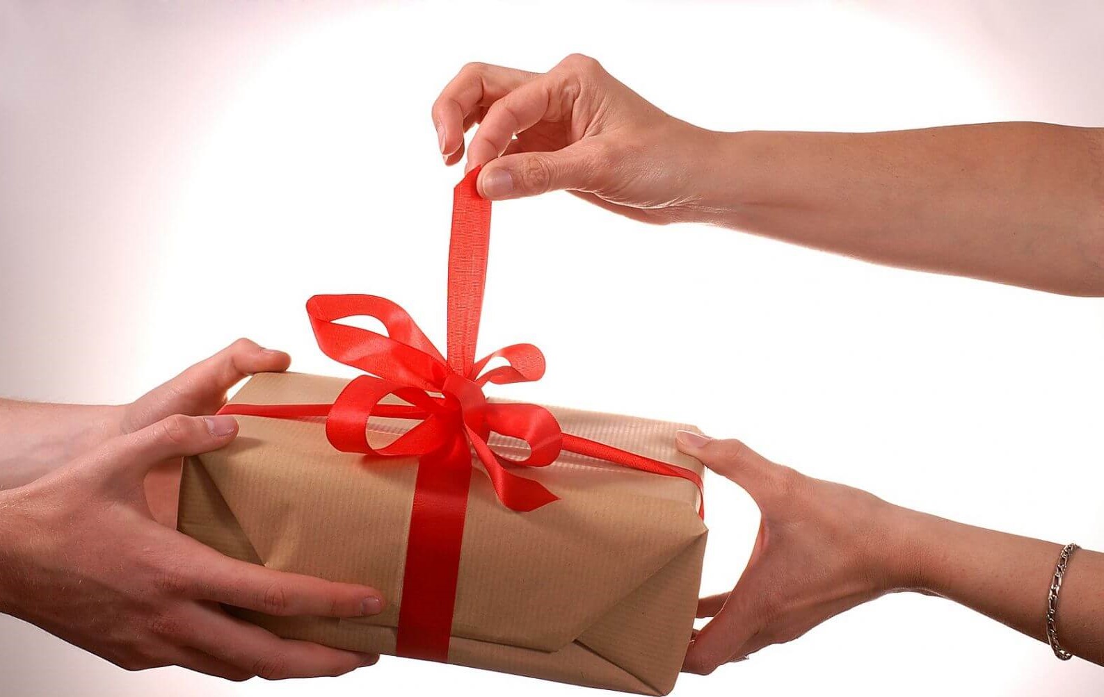 Ý nghĩa mà những món quà tặng sự kiện mang lại
