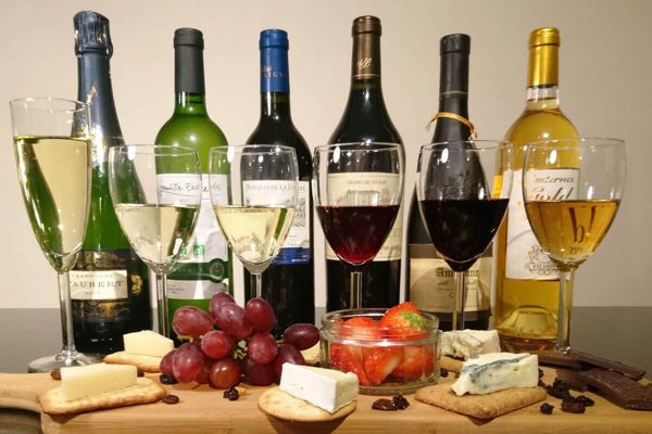 đặc điểm chung của những chai rượu vang đắt nhất thế giới