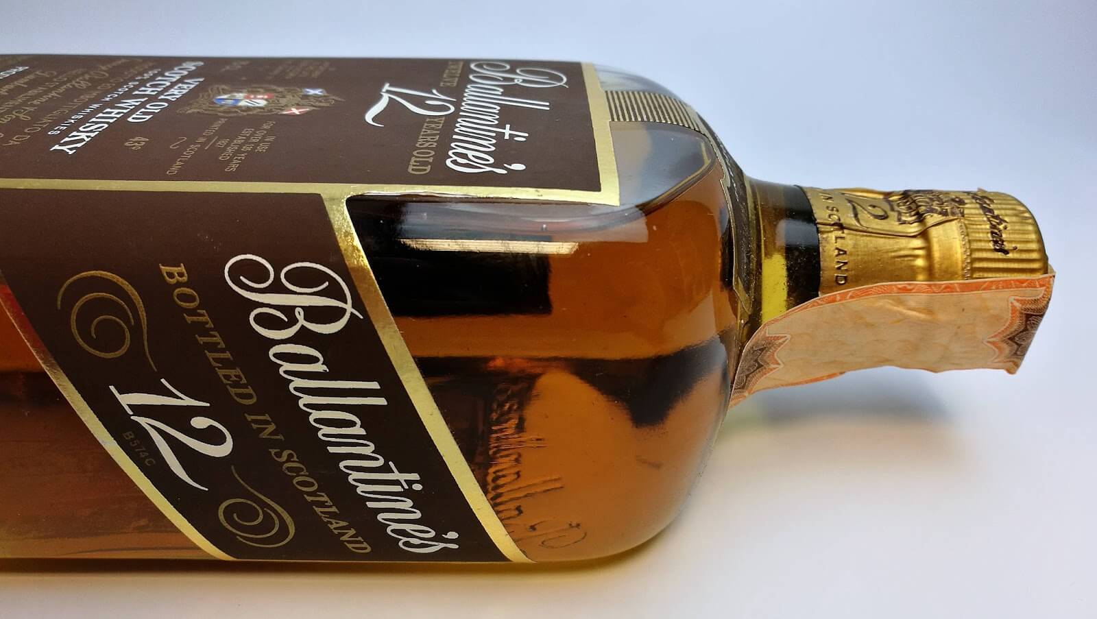 Đặc điểm của rượu Ballantine 12