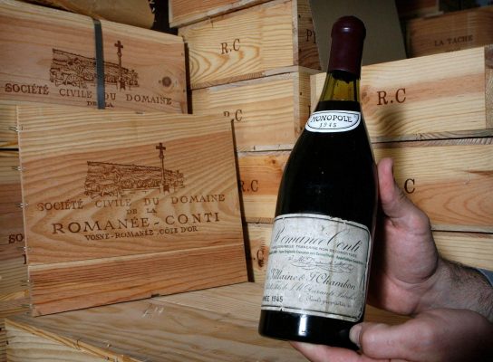Domaine de la Romanee-Conti “Romanee-Conti” 1945