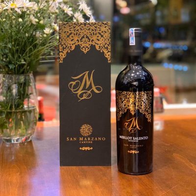 hương vị quyến rũ của rượu vang merlot salento