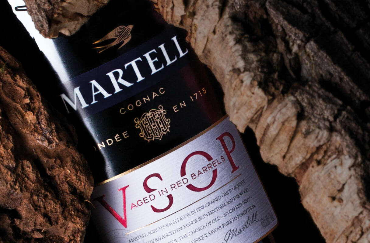 Kí hiệu in trên những chai rượu Martell là gì ?
