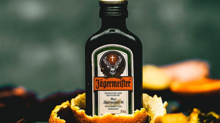 MẸO NHẬN BIẾT RƯỢU JAGERMEISTER THẬT GIẢ