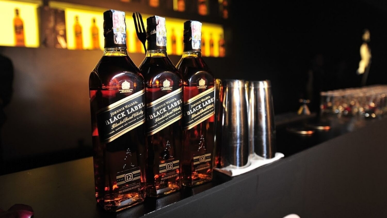 Hướng dẫn bạn cách thưởng thức rượu Johnnie Walker Black Label