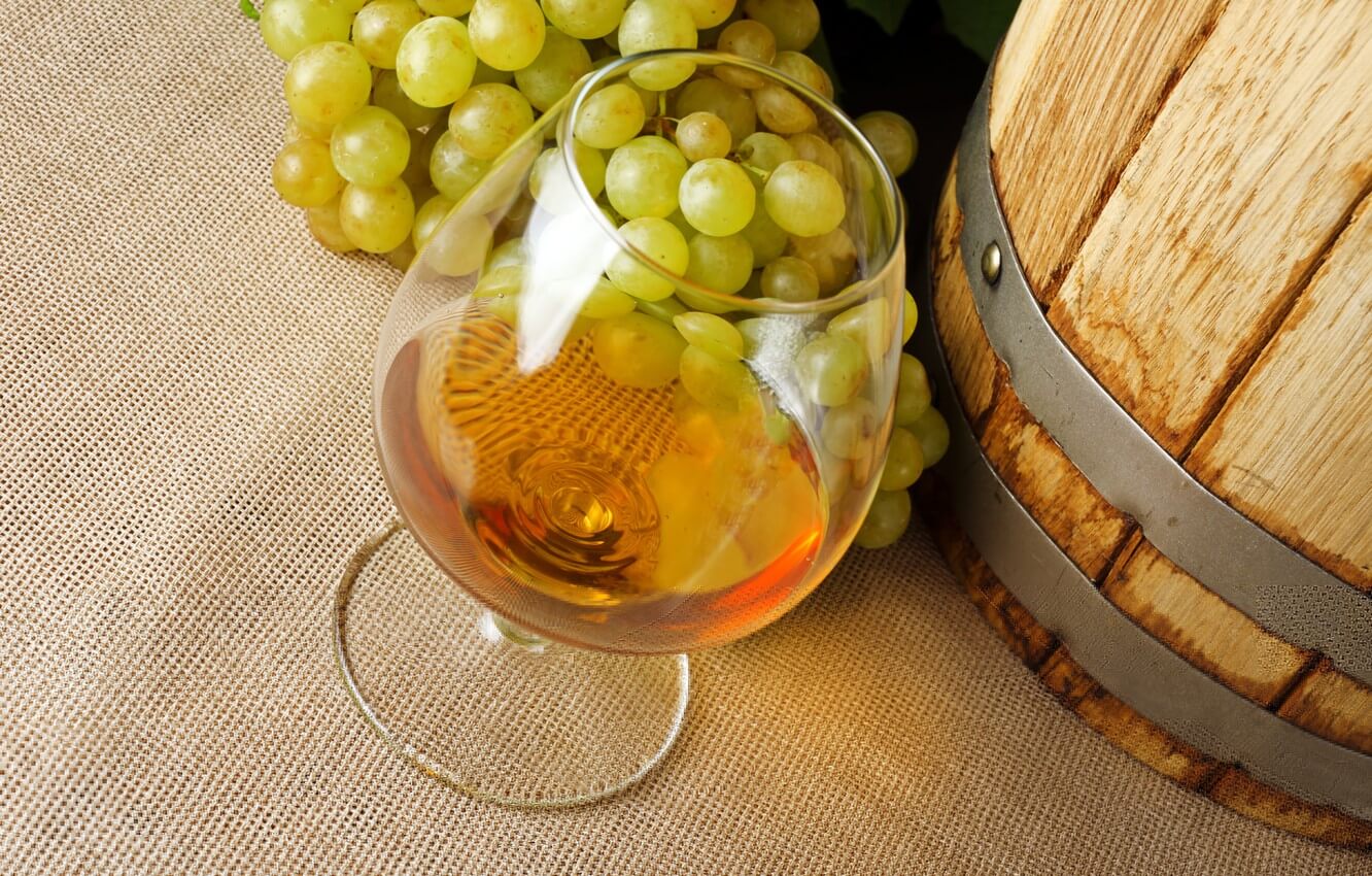 Nguyên liệu làm nên rượu Cognac