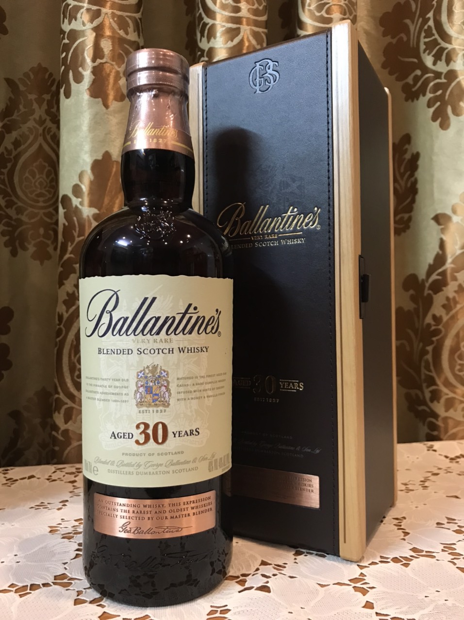 Rượu Ballantine 30 năm