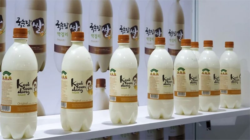 Makgeolli - Makkoli nồng nàn hương gạo lên men.