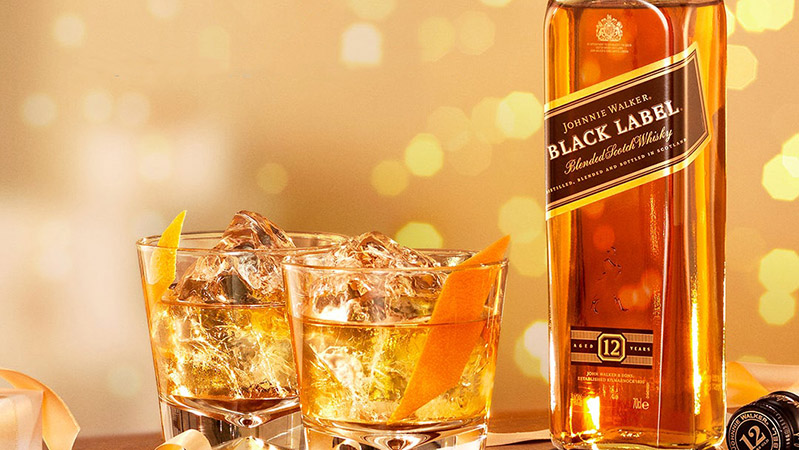 Thưởng thức rượu Black Label