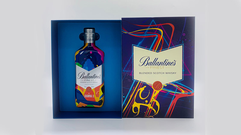 Quà Tết từ rượu Ballantines Finest