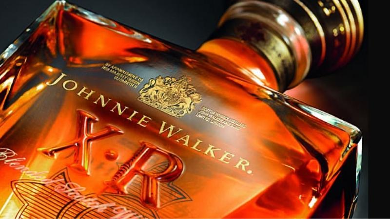 Nhận biết rượu Johnnie Walker XR 19 năm chính hãng một cách nhanh chóng thông qua 4 mẹo phân biệt đơn giản