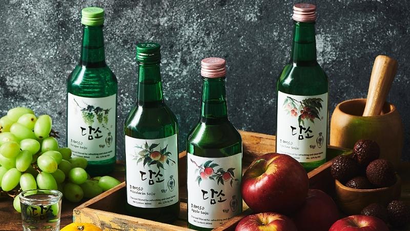 Rượu Soju Damso là một trong những dòng sản phẩm rượu soju biểu tượng cho những giá trị văn hoá truyền thống của đất nước Hàn Quốc được phát triển nhà sản xuất Damso.