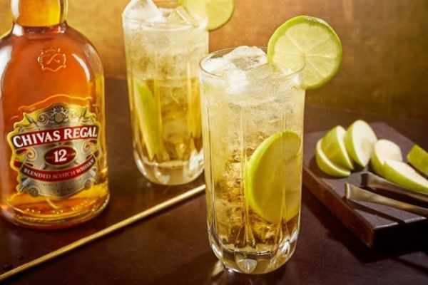 Đa dạng cách thưởng thức Chivas 12 1 lít