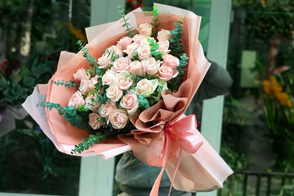 Hoa tươi không thể thiếu trong ngày Quốc tế Phụ nữ