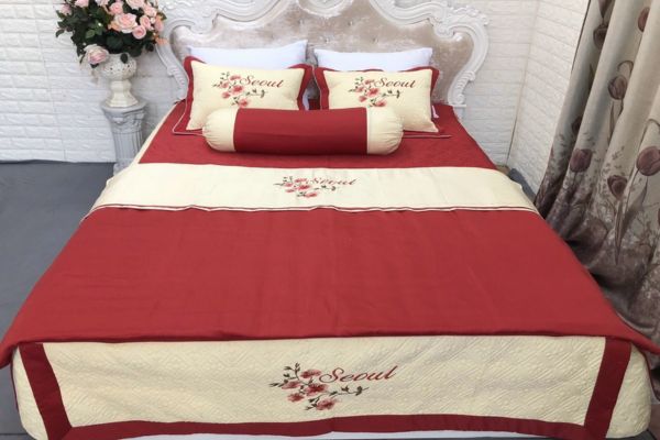 Mẫu 5: Bộ Chăn Ga, Gối Đệm
