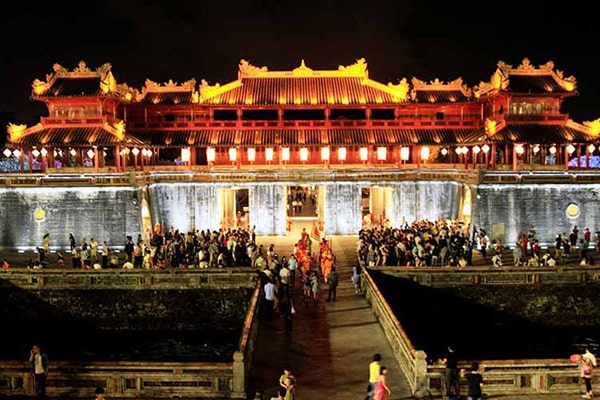 Du Lịch: Huế