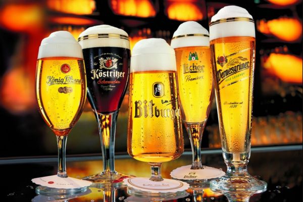Bia là món quà tặng mang đến niềm vui cho người nhận.