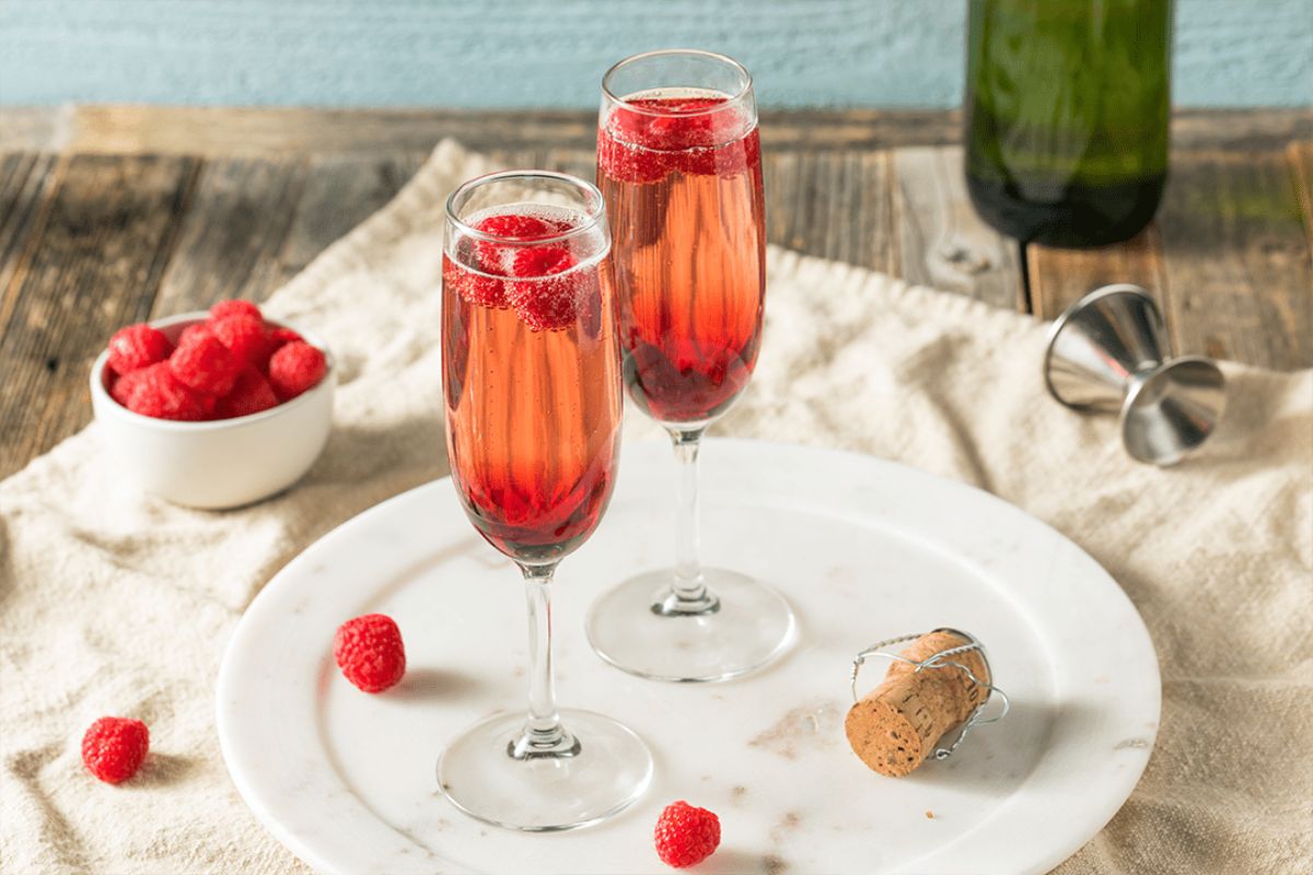 Hướng Dẫn Cách Pha Chế Cocktail Kir Chuẩn Pháp