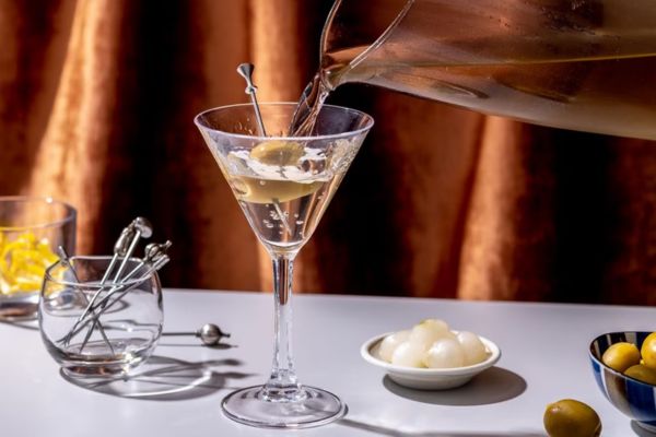 Một vài lưu ý dành cho bạn khi làm cocktail on the rocks martini tại nhà