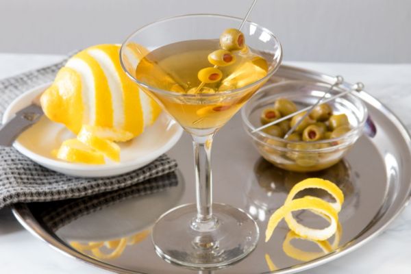 Nguồn gốc và quá trình hình thành nên ly cocktail perfect martini