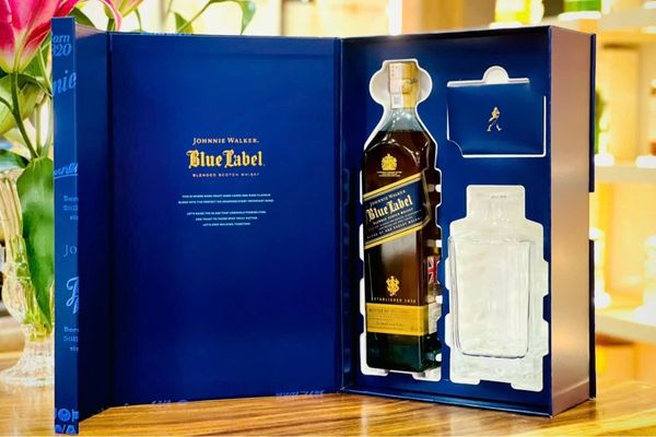 Blue Label là món quà tặng phù hợp cho mọi dịp